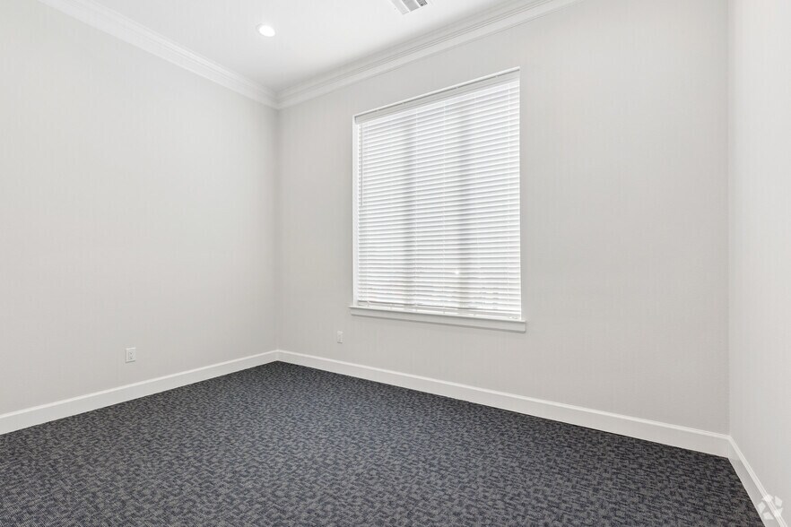 Photo of 1st Floor Ste 804