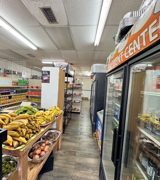 More Photos Of 1950 NW 17th Ave, Miami Storefront Retail Office For Sale