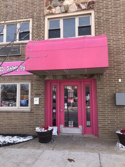 Primary Photo Of 3225 W 111th, Chicago Apartments For Lease