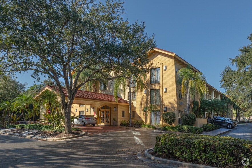 Primary Photo Of 351 W Hillsboro Blvd, Deerfield Beach Hotel For Sale