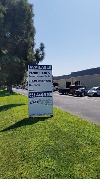 More Photos Of 350 E Orangethorpe Ave, Placentia Warehouse For Lease