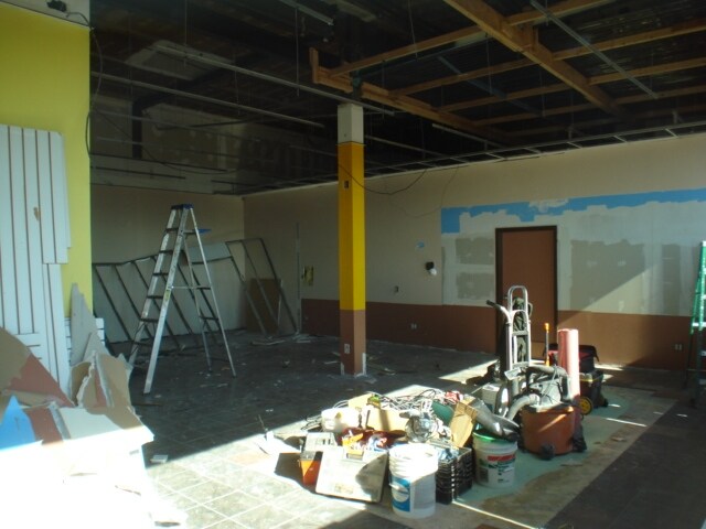 More Photos Of 17725 Rockaway Blvd, Jamaica Flex For Sale