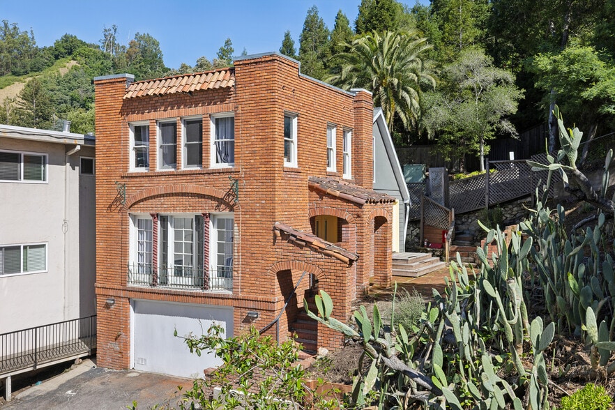 More Photos Of 250 Red Hill Ave, San Anselmo Apartments For Sale