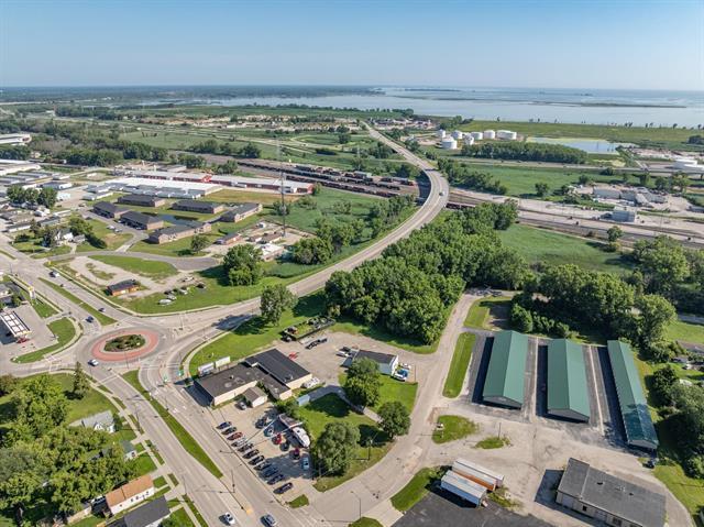 More Photos Of 1006 Velp Ave, Green Bay Freestanding For Sale