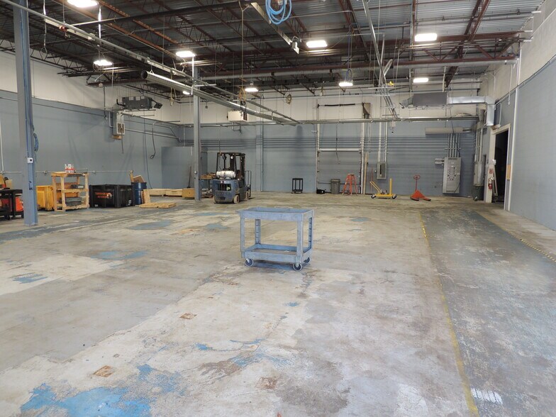More Photos Of 24 Lexington Dr, Laconia Light Manufacturing For Lease