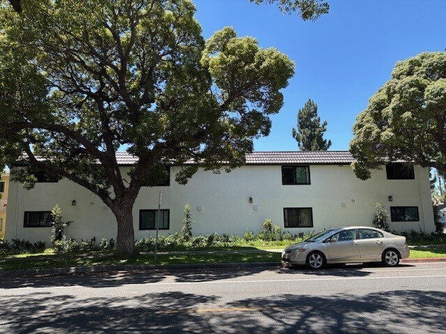 More Photos Of 120 E Pine St, Santa Ana Apartments For Sale