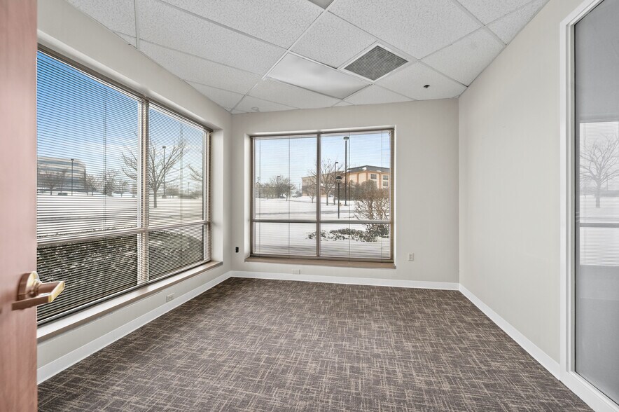 More Photos Of 3 Crowne Point Ct, Sharonville Office For Sale