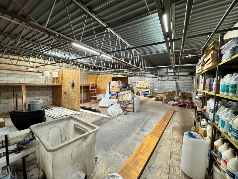 More Photos Of 711 Koehler Ave, Ronkonkoma Distribution For Sale