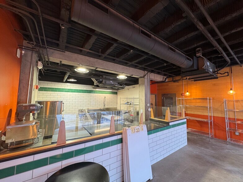 More Photos Of 321 S Main St, South Bend Apartments For Lease