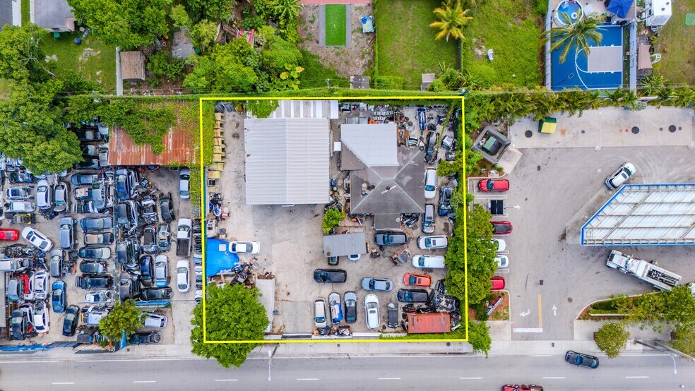 More Photos Of 4480 NW 22nd Ave, Miami Warehouse For Sale