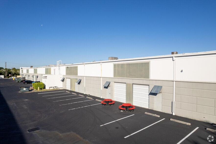 More Photos Of 730 S Powerline Rd, Deerfield Beach Unknown For Lease