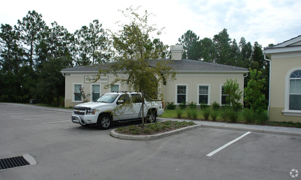 More Photos Of 5338 Primrose Lake Cir, Tampa Office For Sale