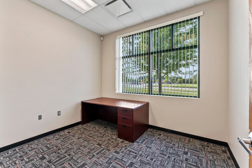 More Photos Of 1443 Granger Dr, Davison Medical For Lease