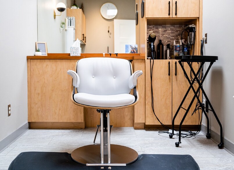 More Photos Of 15875 Franklin Trl, Prior Lake Unknown For Lease