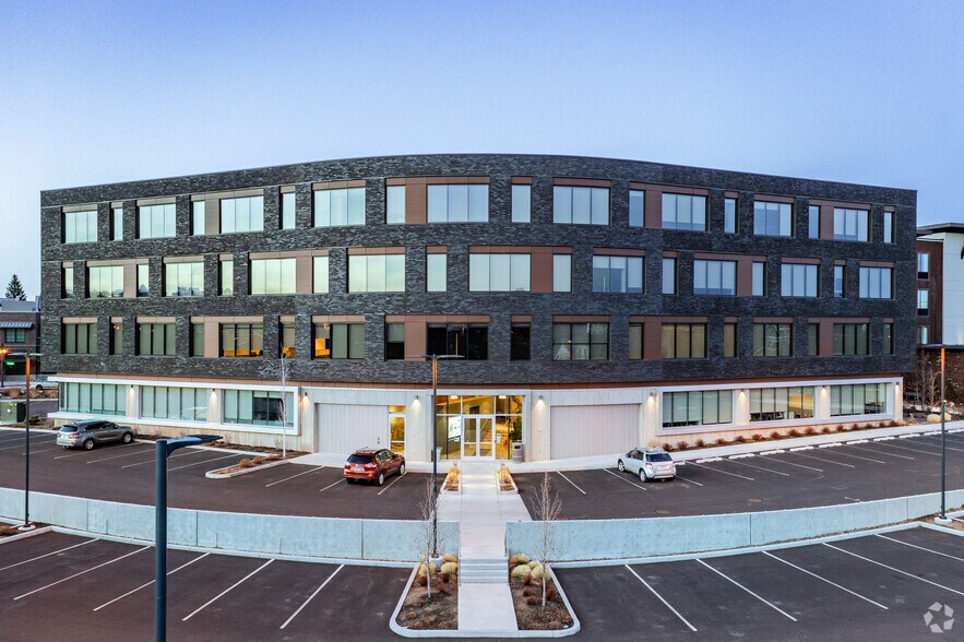 More Photos Of 721 SW Industrial Way, Bend Office For Lease