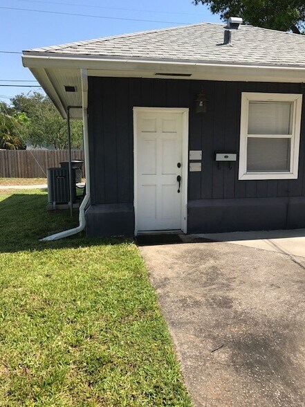 More Photos Of 2901 1st Ave N, Saint Petersburg Office For Lease