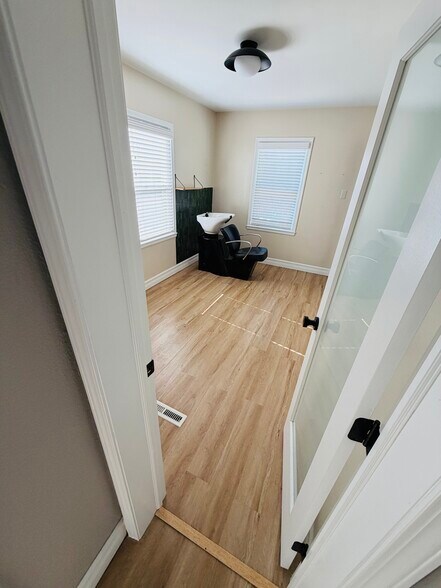 More Photos Of 1013 S Main St, Plymouth Storefront Retail Office For Sale