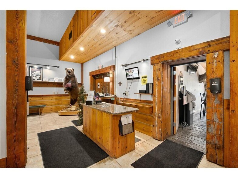 More Photos Of 15850 - 15860 T Bone Ln, Hayward Restaurant For Sale