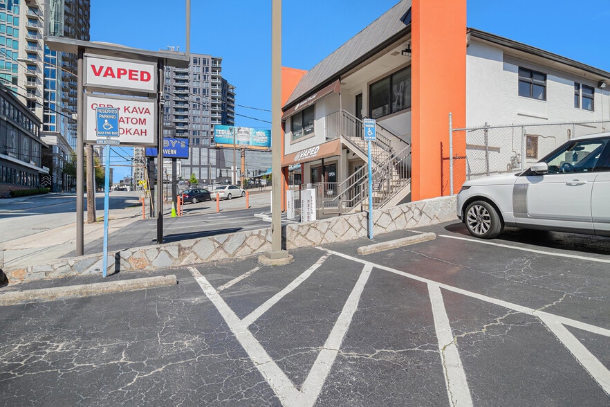 More Photos Of 324 E Paces Ferry Rd NE, Atlanta Storefront Retail Office For Lease