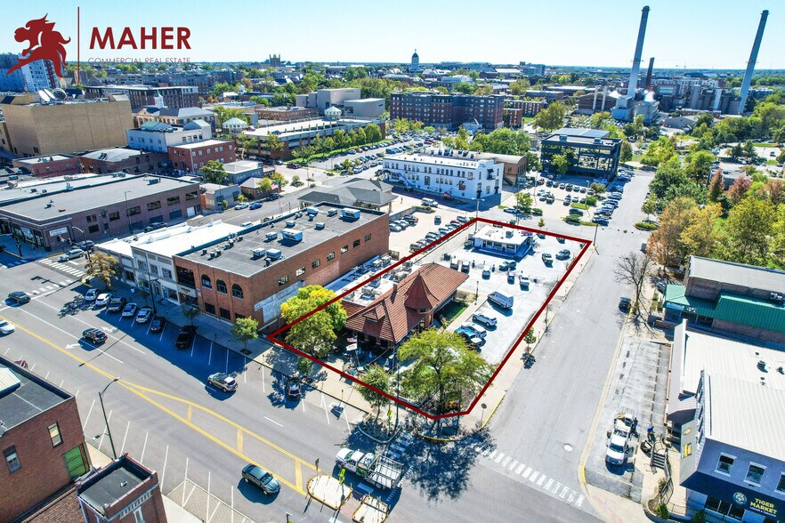 More Photos Of 402 E Broadway, Columbia Restaurant For Sale