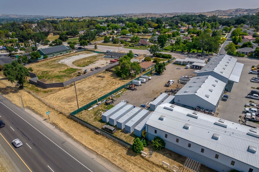 More Photos Of 1680 El Camino Real, Atascadero Office For Sale