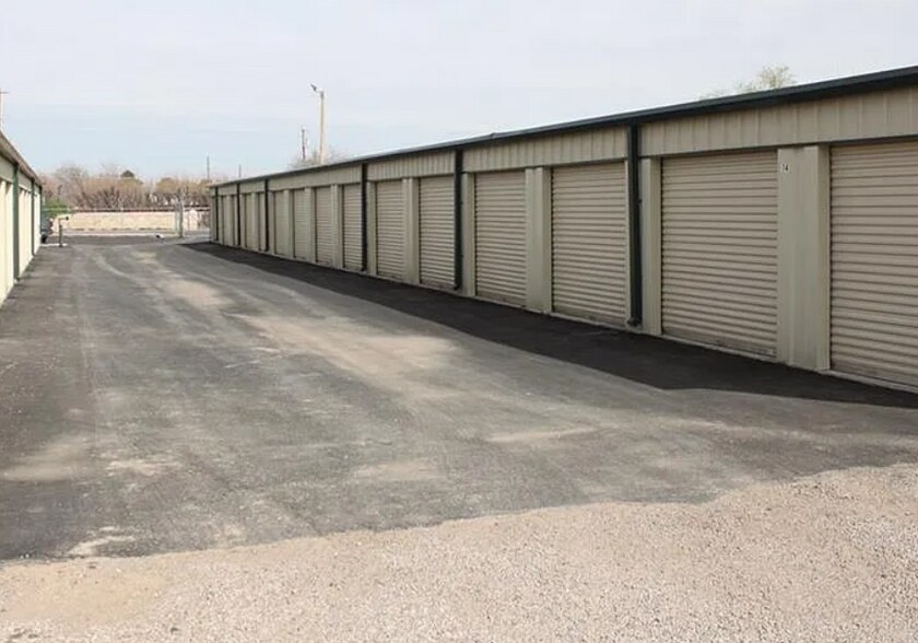 Primary Photo Of 310 Cunningham Rd, Mesilla Park Self Storage For Sale