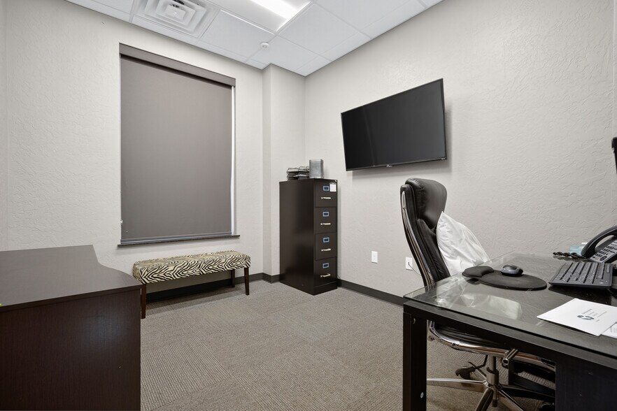 More Photos Of 2804 SW 134th St, Oklahoma City Medical For Sale