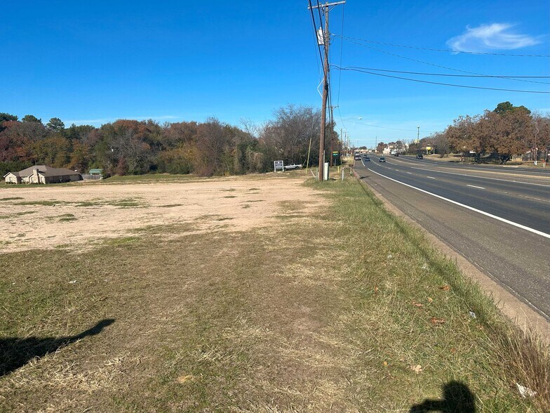 Primary Photo Of 3020 W Gentry Pky, Tyler Land For Sale