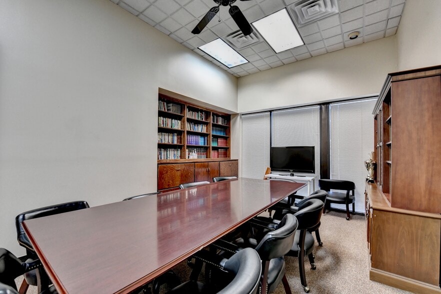 More Photos Of 3274 Medlock Bridge Rd, Peachtree Corners Flex For Sale