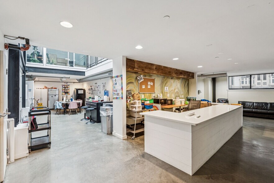 More Photos Of ,  Unknown For Sale