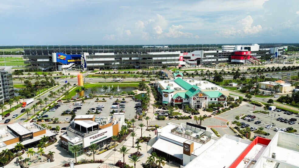More Photos Of 90 Professional Blvd, Daytona Beach Hotel For Sale