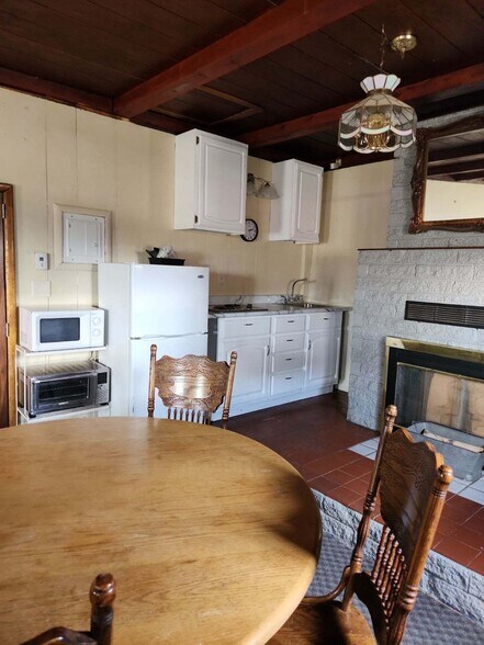 More Photos Of 365 4th St, Rock River General Retail For Sale