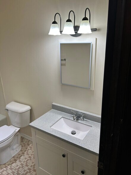 More Photos Of 201 Weed St, Fox Lake Apartments For Sale