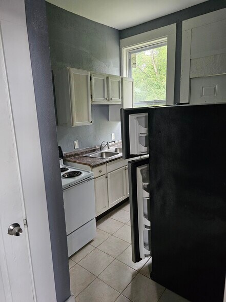 More Photos Of 3636 Reading Rd, Cincinnati Apartments For Sale