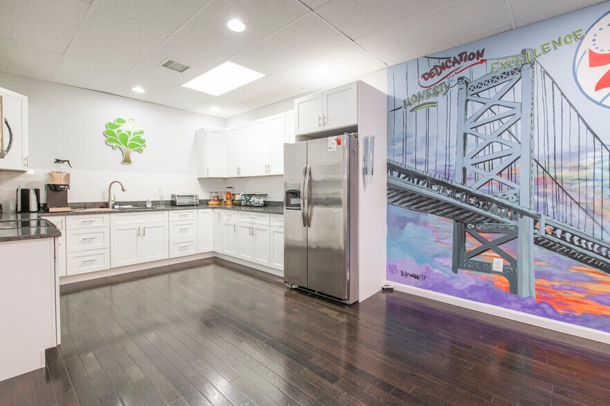 More Photos Of 813 N 5th St, Philadelphia Apartments For Lease