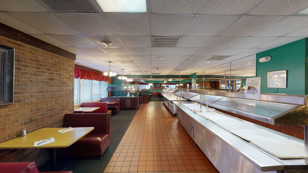 More Photos Of 1102 W Spring St, Monroe Restaurant For Sale