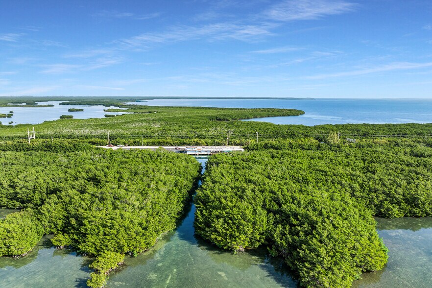 More Photos Of 58000 Card Sound Rd, Key Largo Restaurant For Sale