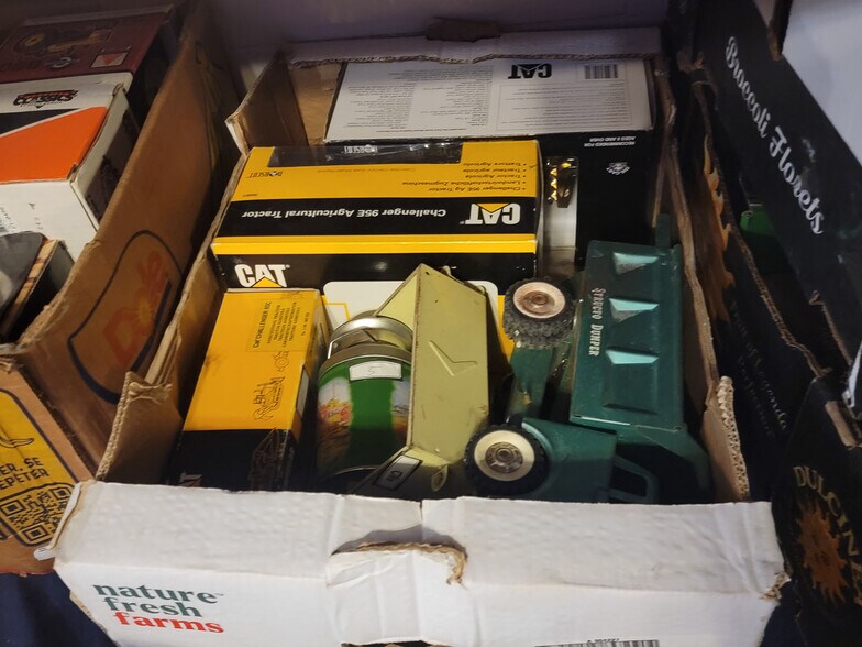 More Photos Of 1045 Eagon St, Barberton Manufacturing For Sale