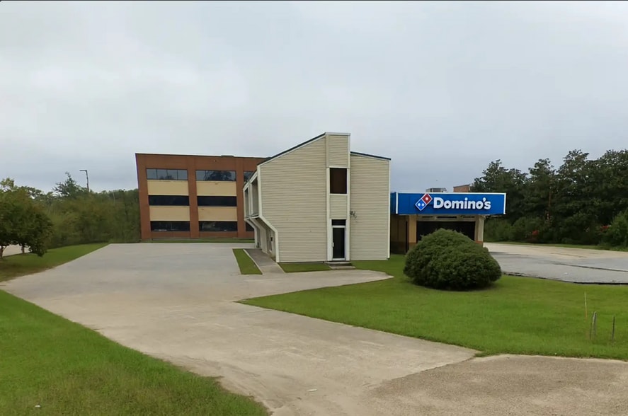 Primary Photo Of 700 Covington Ctr, Covington Office Residential For Sale