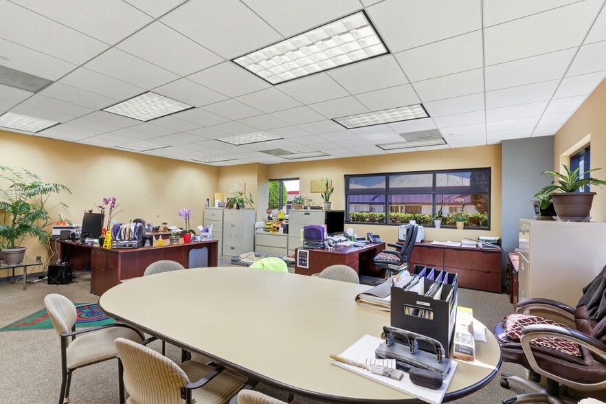 More Photos Of 225 Demeter St, Palo Alto Office Residential For Lease