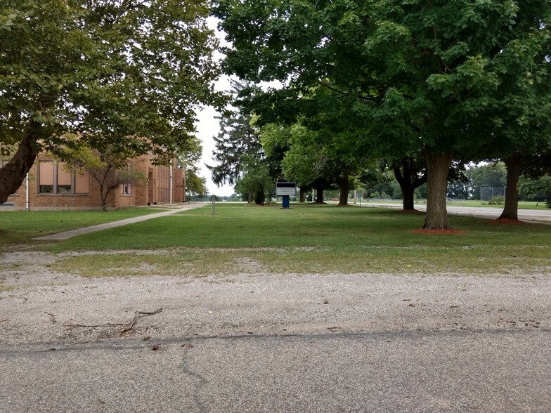 More Photos Of 130 Jackson St, Cement City Schools For Sale