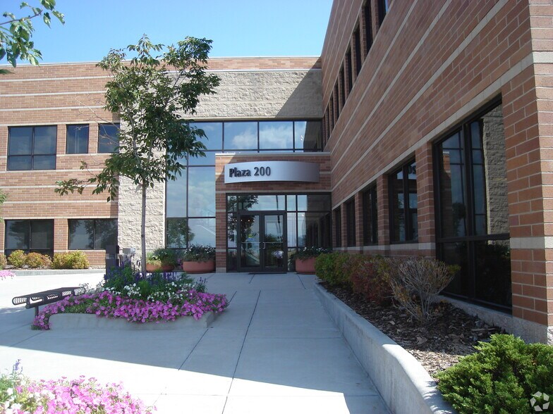 More Photos Of 200 Plaza Dr, Highlands Ranch Office For Lease