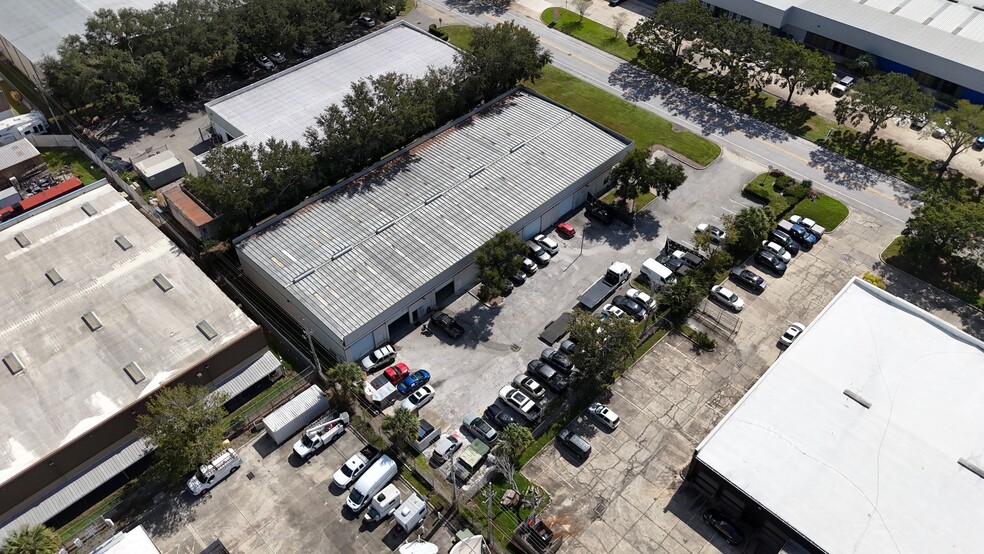 More Photos Of 4539 36th St, Orlando Warehouse For Sale