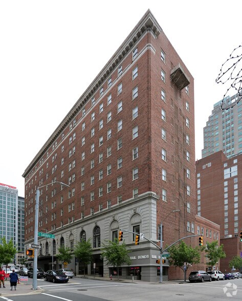 More Photos Of 400 Fayetteville St, Raleigh Apartments For Lease