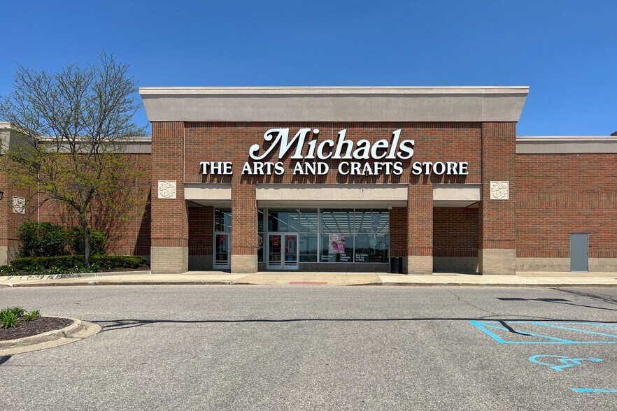 More Photos Of 4804-4840 Baldwin Rd, Lake Orion Unknown For Lease
