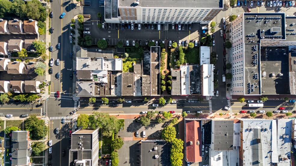 More Photos Of 81 Smith St, Perth Amboy Storefront Retail Residential For Sale