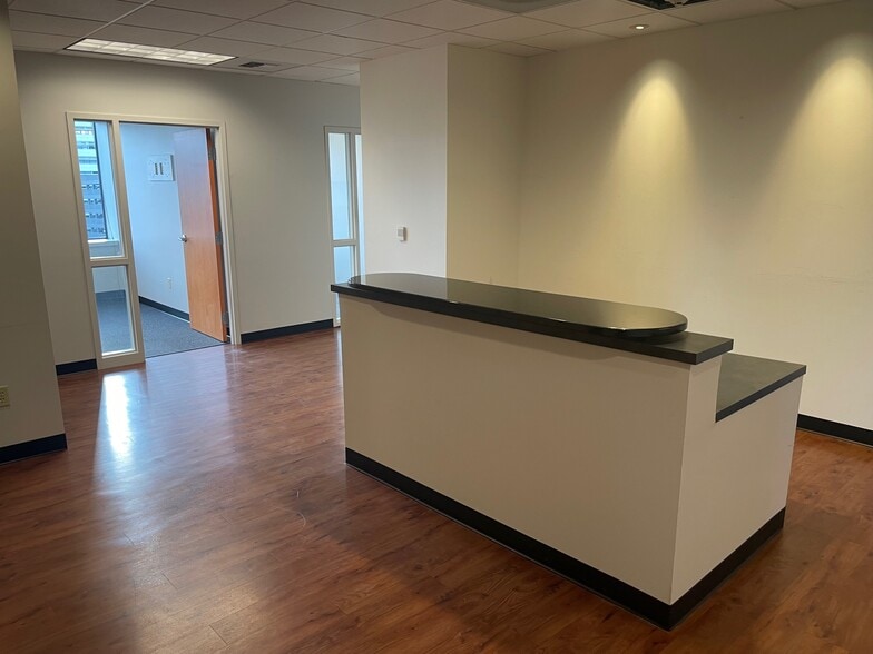More Photos Of 522 W Riverside Ave, Spokane Office For Lease