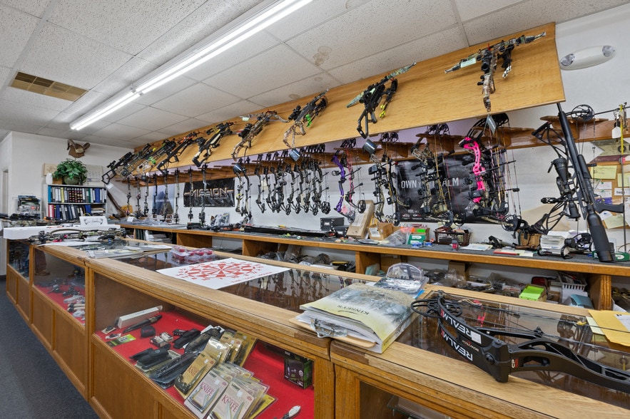 More Photos Of 5500 Franklin Ave, Waco Freestanding For Sale