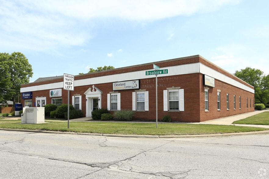 More Photos Of 5265-5273 Broadview Rd, Parma Office For Sale