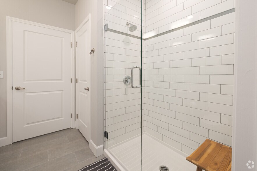 More Photos Of 655 S Sierra Madre St, Colorado Springs Apartments For Lease